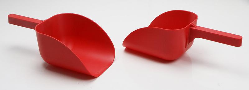 red polystyrene sample scoops