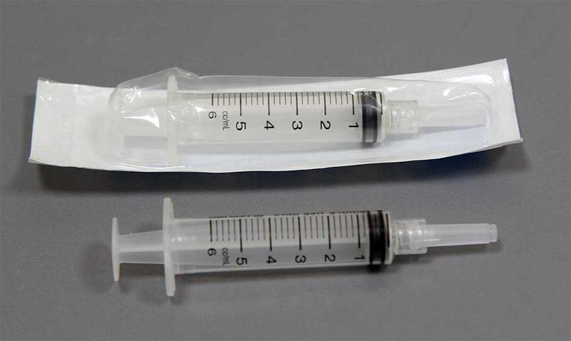 unit dose liquid sampler syringes